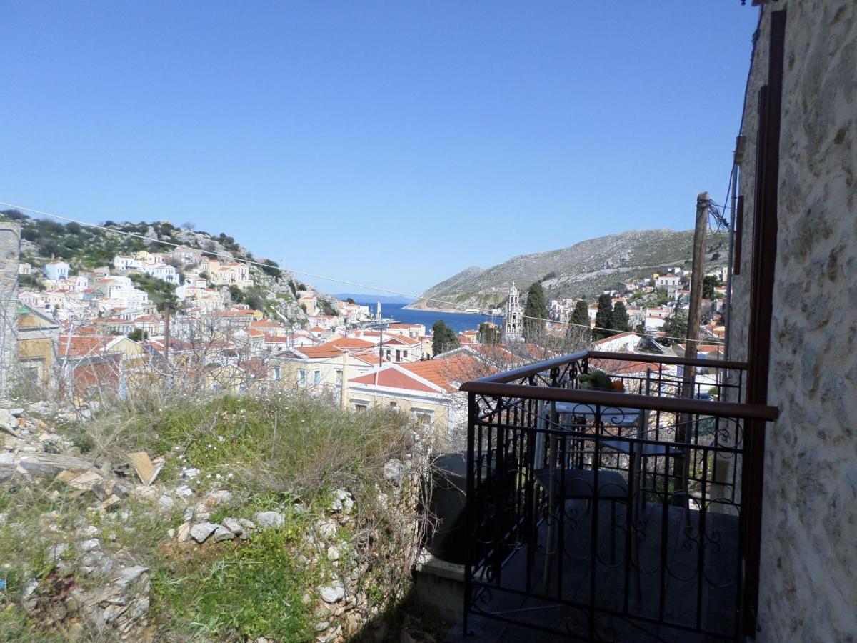 Appartement Grandma'S House à Symi Extérieur photo