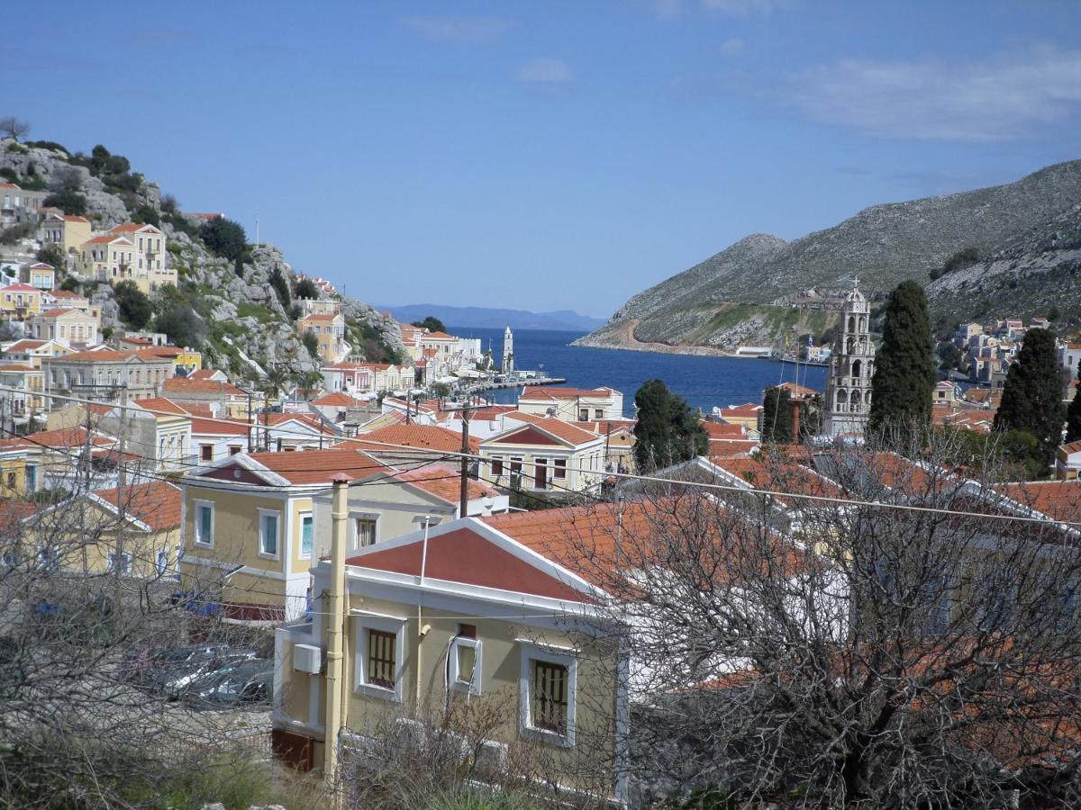 Appartement Grandma'S House à Symi Extérieur photo
