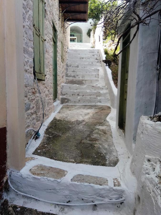 Appartement Grandma'S House à Symi Extérieur photo